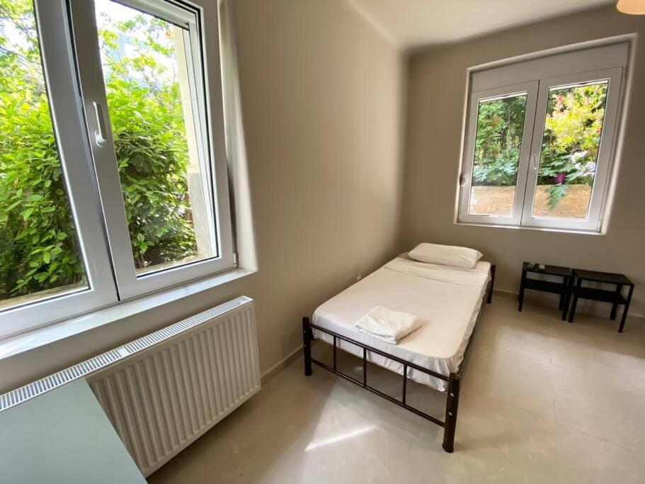 אתונה Amazon Spacious 3Bedroom Premium Neighbourhood מראה חיצוני תמונה