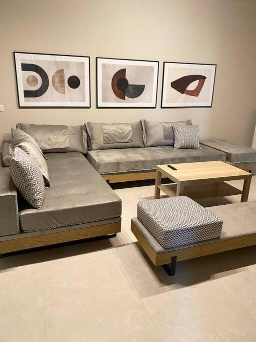 אתונה Amazon Spacious 3Bedroom Premium Neighbourhood מראה חיצוני תמונה